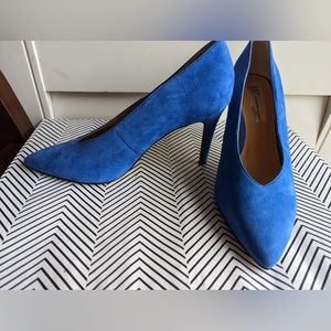 Sale 🏷️ Royal blue INC International Concepts Ciaran Choked-Up Suede Pumps 7.5